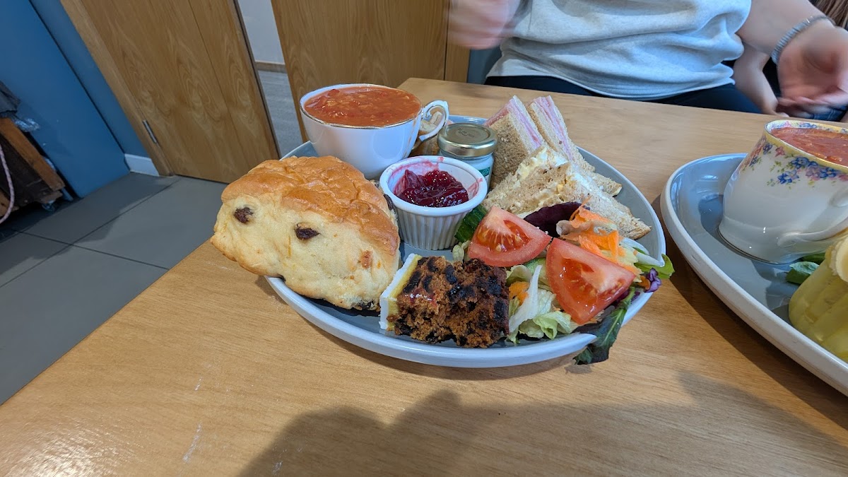 The Bees Country Kitchen Photos 2